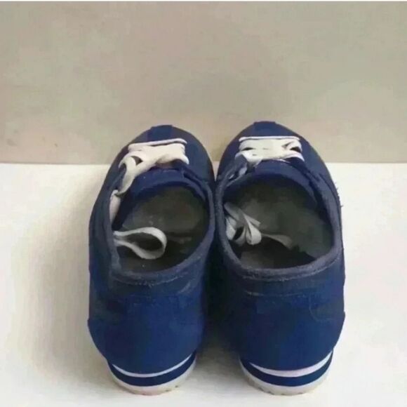 Nike Releases the Cortez '72 QS in Two Classic Monotone Colorway - Picture 3 of 11